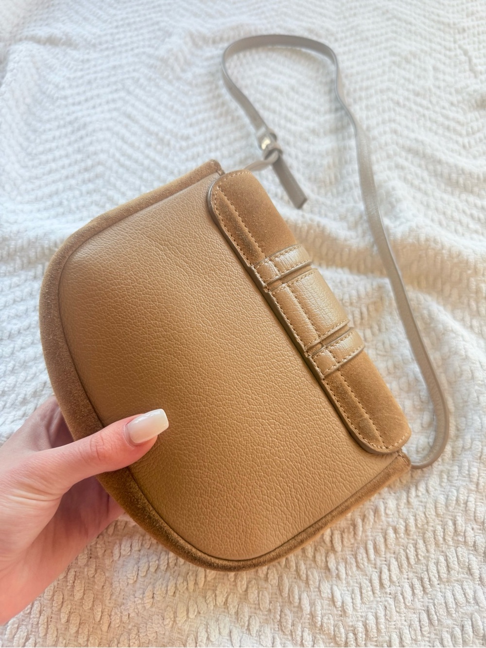 Chloe Beige/Tan Leather & Suede Crossbody with Gold Ring Detail - Picture 5 of 8